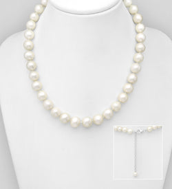 Pearl Necklace in White AA+ grade pearls