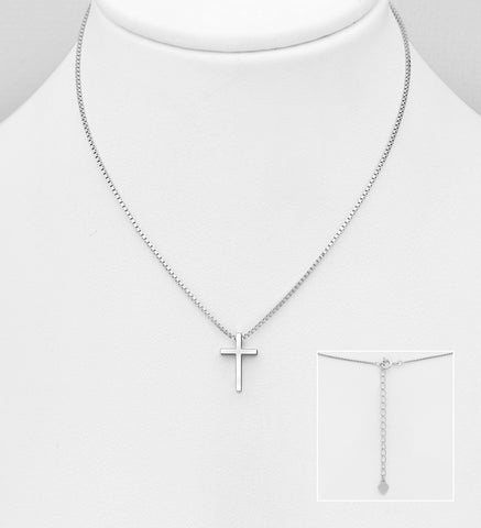 Cross pendant necklace in Sterling Silver